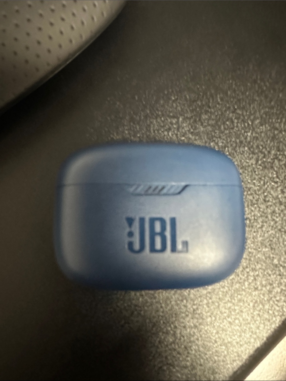 JBL Wireless Earbud Charging Case - Blue